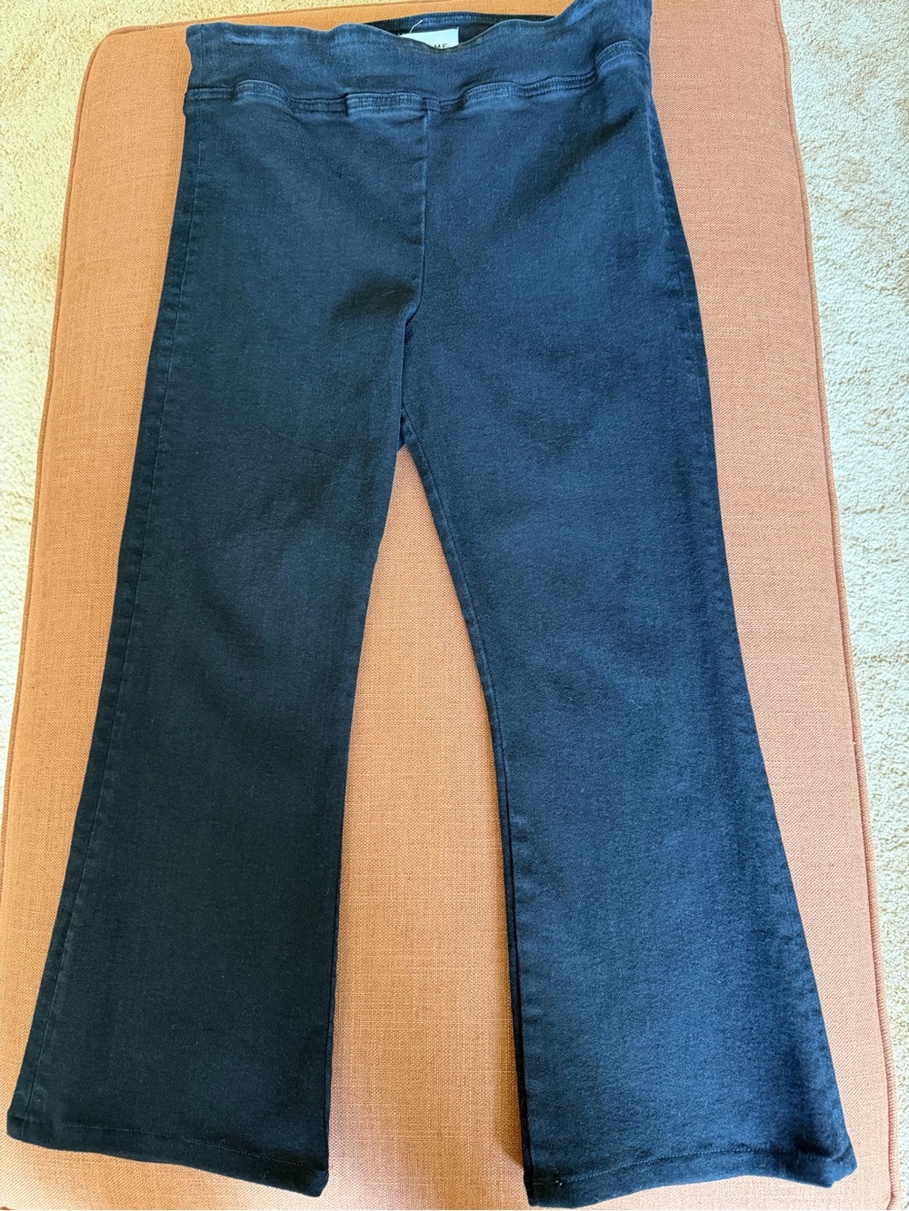 FRAME The Mini Jet set Bootcut CROP Jean